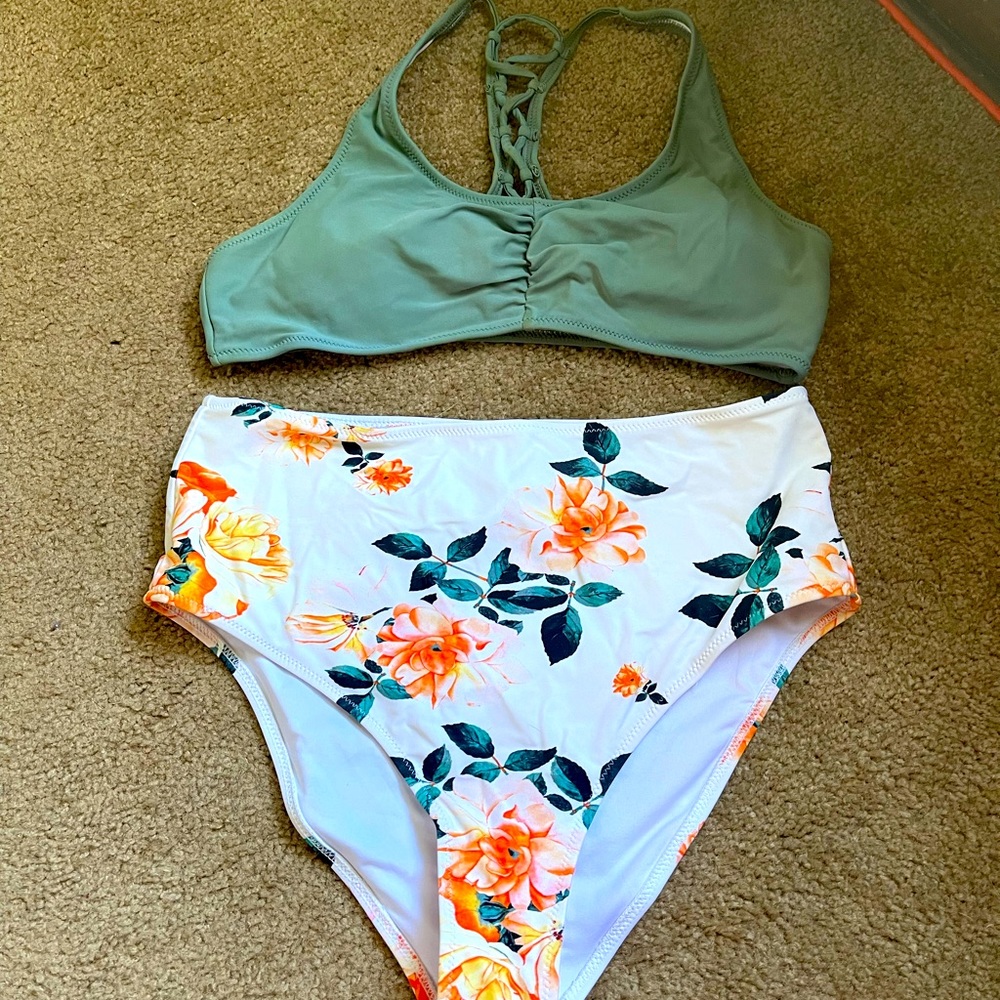 CUPSHE bikini, size medium, green, white and floral.